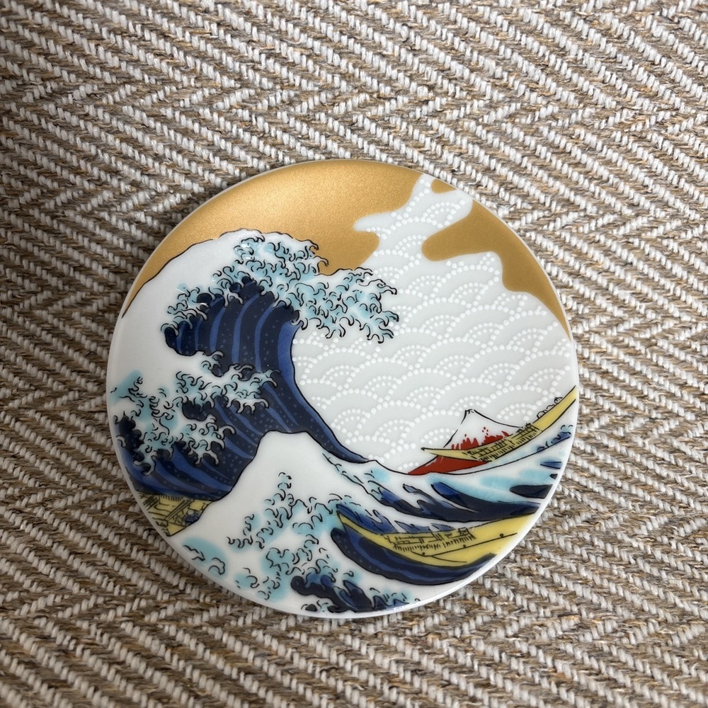 Kutani Yaki Seikogama Ukiyoe Small Dish Katsushika Hokusai Okinoura 3.8in Wave